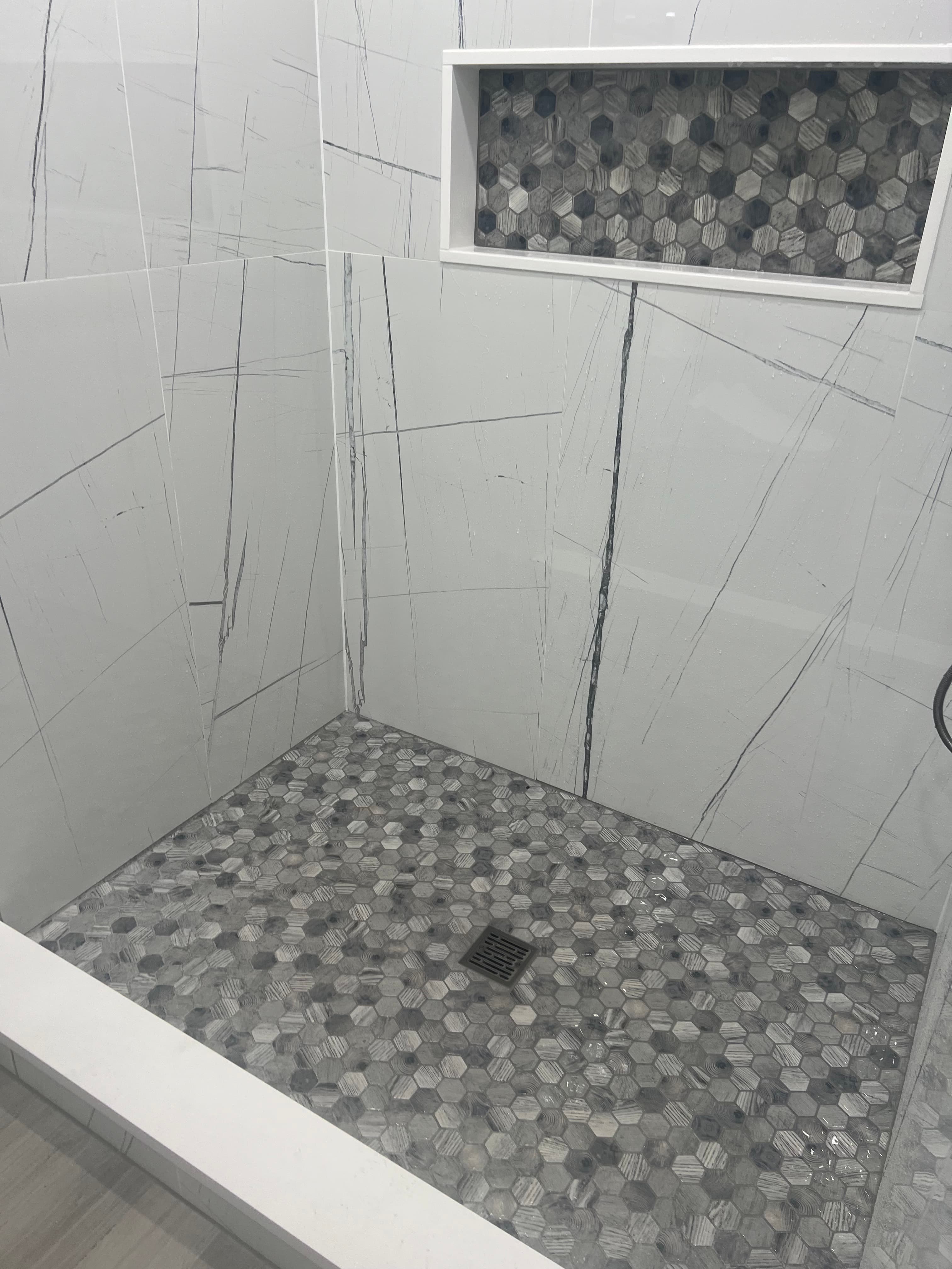 Modern bathroom tile