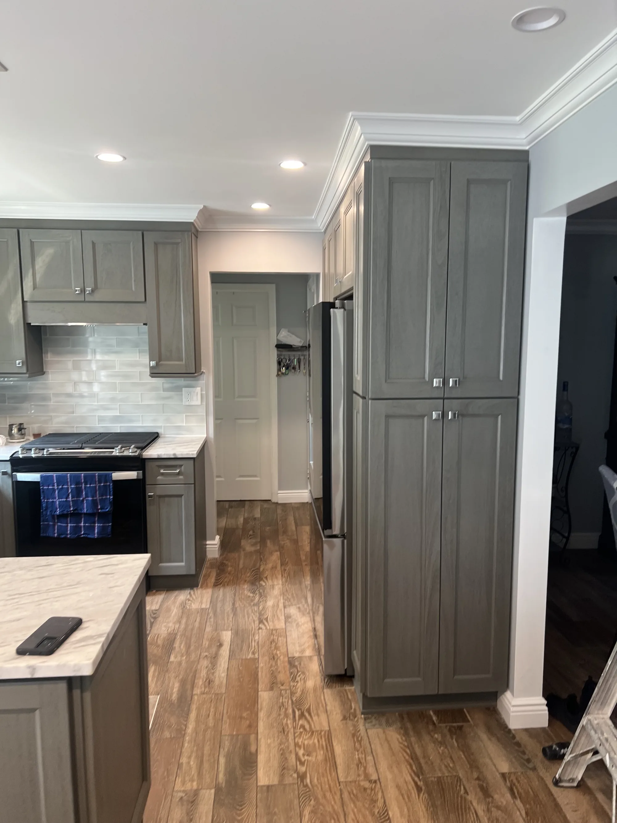 Traditional Transitional Kitchen Kitchen Remodel by Custom Kitchens By Lopez — Project 2 project photo 2
